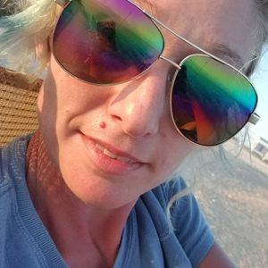 Meet your Posher, Christie